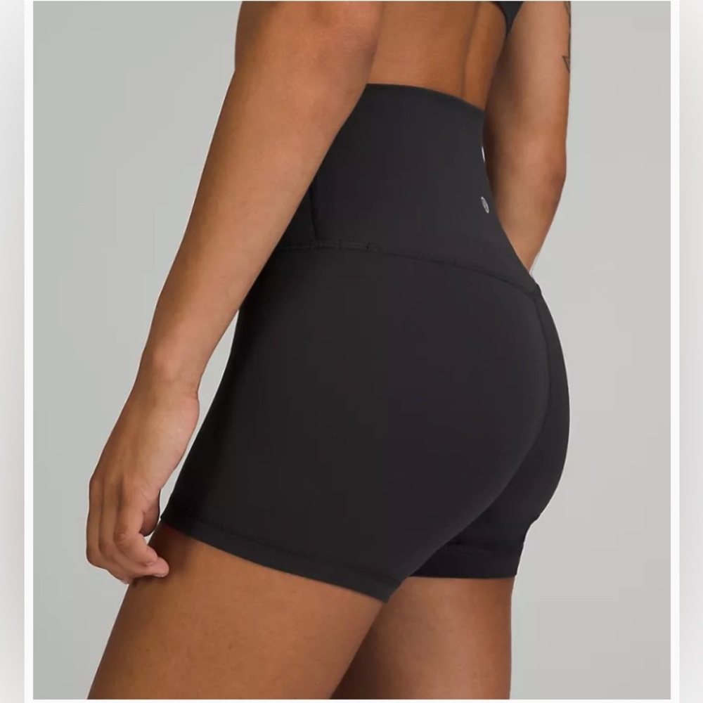 Lululemon align high rise 4” shorts